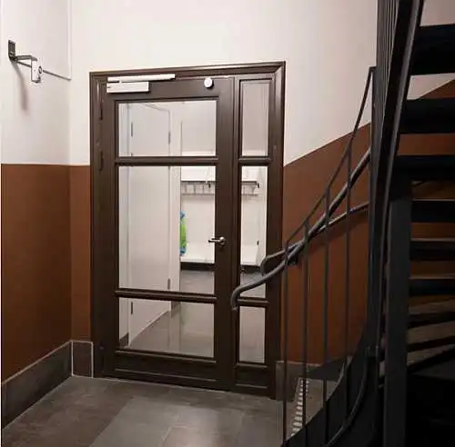 Door in school, EI2 30 steel profiles